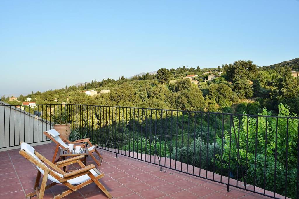 Villa Christini A Luxury Villa With Amazing Views Tzitzifés Dış mekan fotoğraf