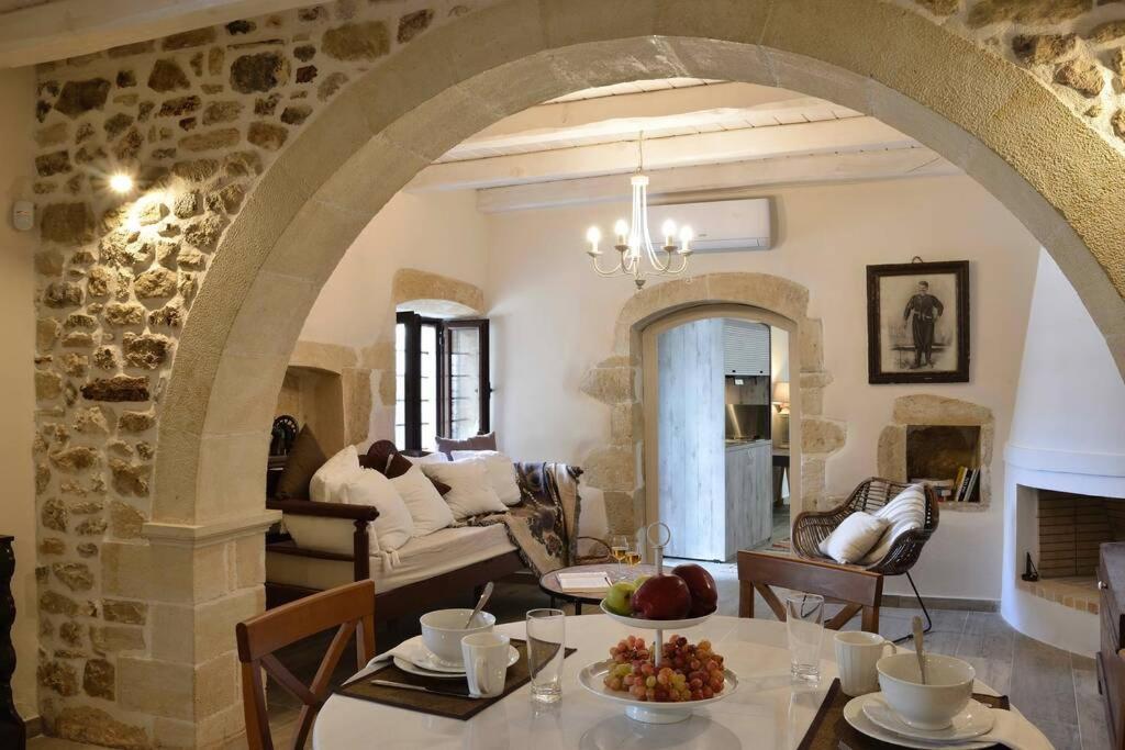Villa Christini A Luxury Villa With Amazing Views Tzitzifés Dış mekan fotoğraf