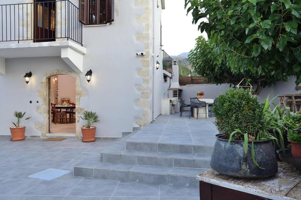 Villa Christini A Luxury Villa With Amazing Views Tzitzifés Dış mekan fotoğraf