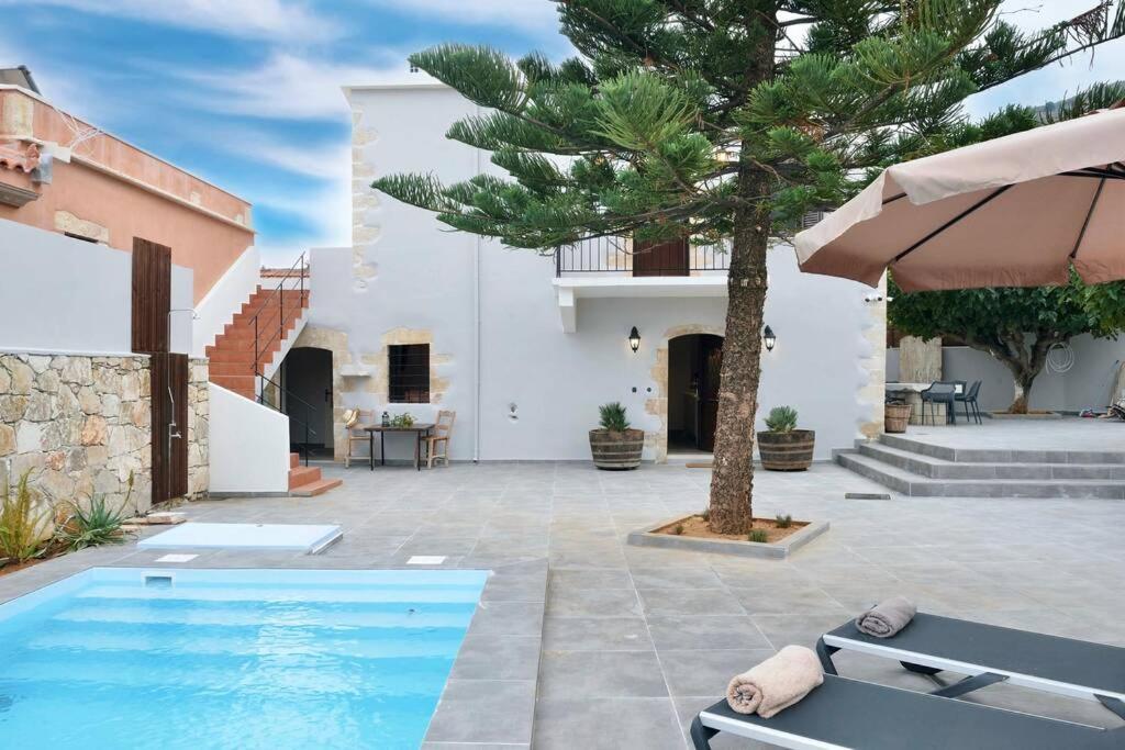 Villa Christini A Luxury Villa With Amazing Views Tzitzifés Dış mekan fotoğraf